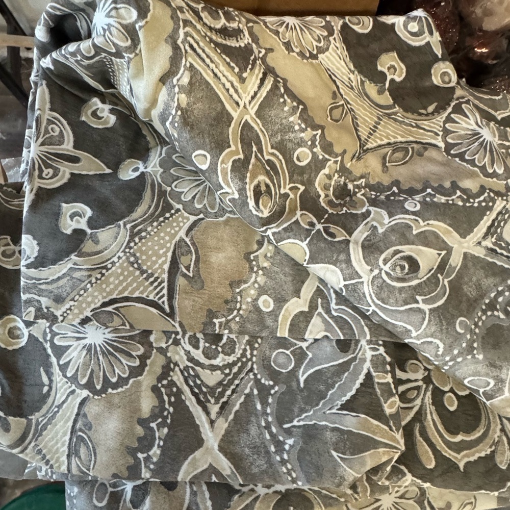 Like new without tags Macy's paisley beige and grey print flat sheet Queen